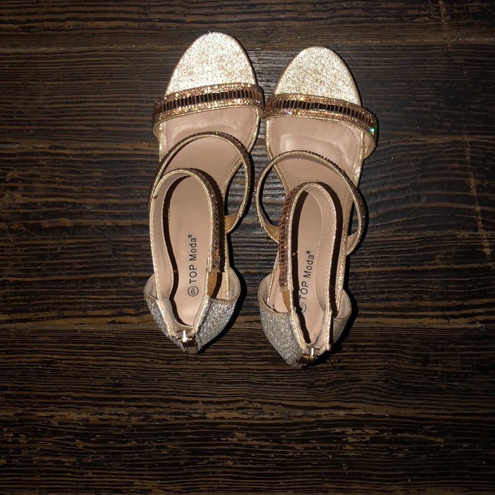 Glittery heels! Only worn once!
